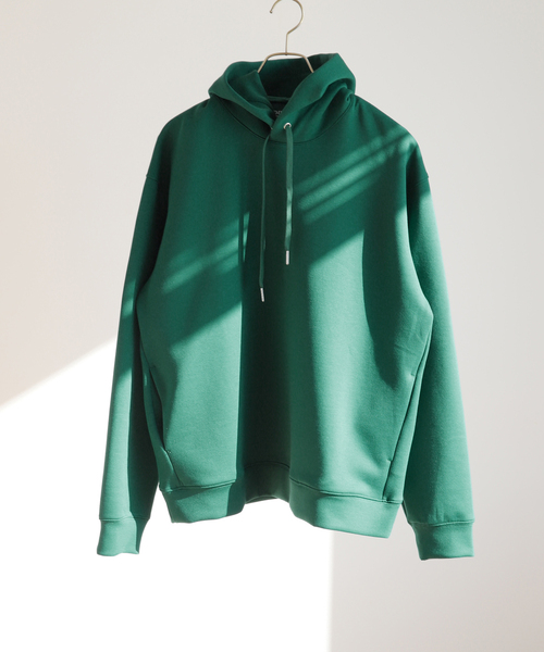 B.C STOCK（ベーセーストック）の「TRPU ダンボールパーカー（パーカー・メンズ・ホワイト/ライトグレー/グレー/グリーン・MEDIUM/LARGE）」の4枚目の写真