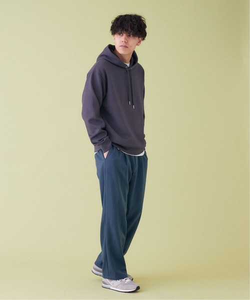 B.C STOCK（ベーセーストック）の「TRPU ダンボールパーカー（パーカー・メンズ・ホワイト/ライトグレー/グレー/グリーン・MEDIUM/LARGE）」の5枚目の写真