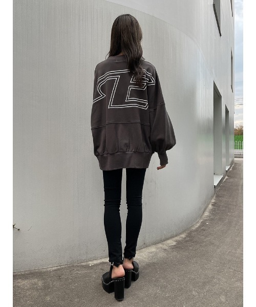 ENVYM（アンビー）の「ＢＩＧ Ｅｌｏｇｏ ＰＯ（Tシャツ/カットソー・レディース・ホワイト/ブラック/ブルー・FREE）」の22枚目の写真