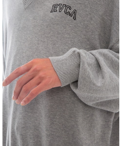 RVCA(ルーカ)の「RVCA メンズ ARCH RVCA V-KNIT セーター【2023年春夏モデル】/ルーカVネックニット(ニット/セーター・メンズ・ブラック/グレー/パープル系その他・SMALL/MEDIUM/LARGE)」の7枚目の写真