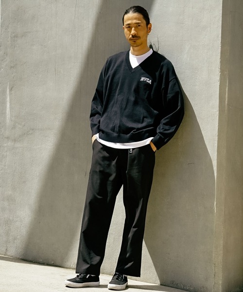 RVCA(ルーカ)の「RVCA メンズ ARCH RVCA V-KNIT セーター【2023年春夏モデル】/ルーカVネックニット(ニット/セーター・メンズ・ブラック/グレー/パープル系その他・SMALL/MEDIUM/LARGE)」の18枚目の写真
