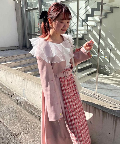 one after another NICE CLAUP（ワンアフターアナザーナイスクラップ）の「【スタッフ考案】シアーフリル襟トップス（Tシャツ/カットソー・レディース・オフホワイト/ピンク/モカ・FREE）」の13枚目の写真