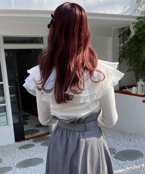 one after another NICE CLAUP（ワンアフターアナザーナイスクラップ）の「【スタッフ考案】シアーフリル襟トップス（Tシャツ/カットソー・レディース・オフホワイト/ピンク/モカ・FREE）」の7枚目の写真