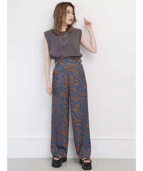 MURUA（ムルーア）の「ベーシックタンクトップ（Tシャツ/カットソー・レディース・ホワイト/ダークグレー/イエロー/ブルー・FREE）」の17枚目の写真