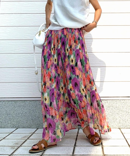 Q（キュー）の「クリアカラーフラワープリーツスカート（スカート・レディース・ブルー系/パープル系・MEDIUM）」の12枚目の写真