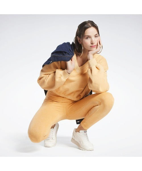 Reebok(リーボック)の「クラシックス ナチュラル ダイ フレンチ テリー クルー / Classics Natural Dye French Terry Crew(Tシャツ/カットソー・レディース・ベージュ系その他/コーラル・SMALL/MEDIUM/X-LARGE/LARGE)」の3枚目の写真