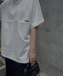 Ameri（アメリ）の「SEAM POCKET BIG TEE（Tシャツ/カットソー