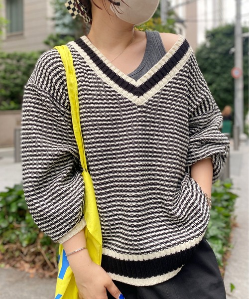 CPCM（シーピーシーエム）の「Vネックニット（ニット/セーター・レディース・レッド・FREE）」の2枚目の写真