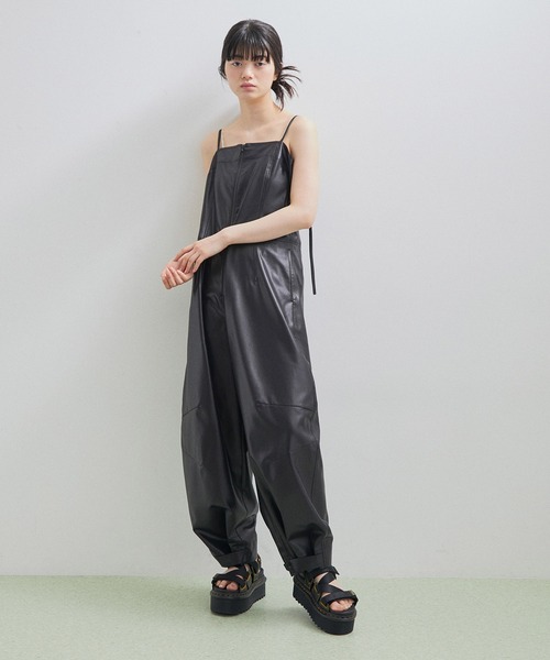 Dr. Martens(ドクターマーチン)の「【DR.MARTENS】Kimber(サンダル・レディース・ブラック・25/22/23/24)」の6枚目の写真