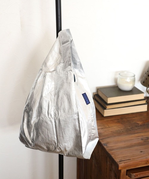 BAGGU(バグー)の「【BAGGU(バグゥ)】メタリックBABY 23SS(日本限定)(エコバッグ/サブバッグ・レディース・イエロー/シルバーグレー/その他1/その他2/セージグリーン/ライトブルー/ピンク/ライトピンク・0)」の10枚目の写真