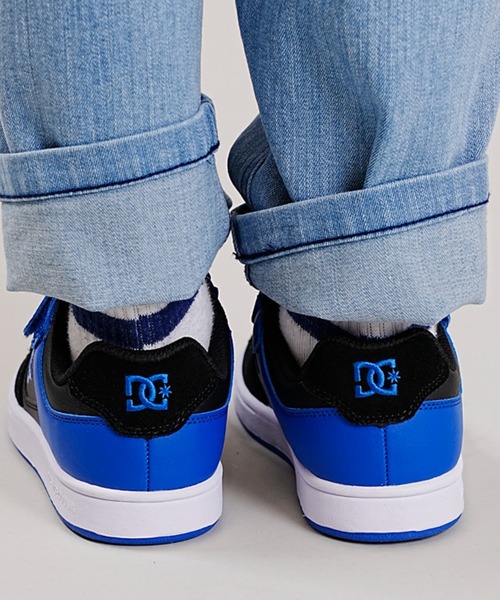 DC（ディーシー）の「DC/ディーシー キッズ スニーカー Ks MANTECA 4 V SNマンテカ 4 ブイ エスエヌ  ゴムひも スケートボード DK234001（スニーカー・キッズ・ブルー系その他/ホワイト×レッド・24.0cm/19.0cm/23.0cm/18.0cm/20.0cm/22.0cm/21.0cm/17.0cm）」の6枚目の写真