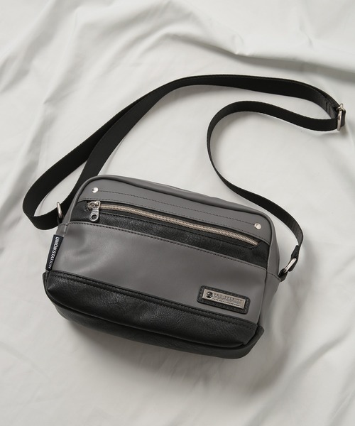 UNION STATION（ユニオンステーション）の「【PRO-SPERITY/プロスペリティ】別注ミニショルダーバッグ（ショルダーバッグ・メンズ・ブラック系その他/ブラック/ネイビー/グレー系その他・FREE）」の4枚目の写真