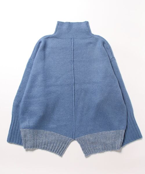 INTERPLANET（インタープラネット）の「ストレッチ配色プルオーバー（ニット/セーター・レディース・ブルー/チャコールグレー/アイボリー・FREE）」の4枚目の写真