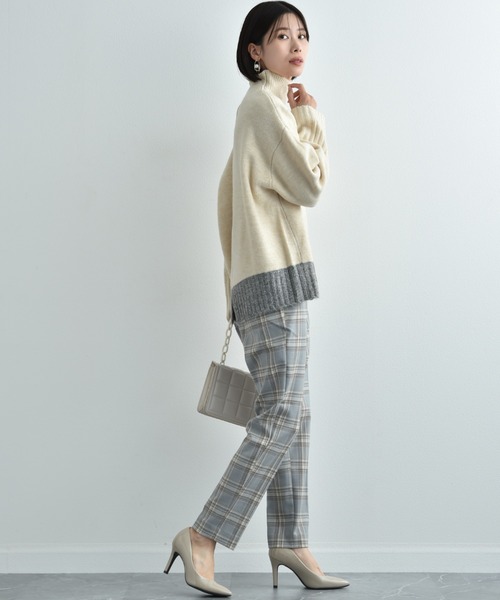 INTERPLANET（インタープラネット）の「ストレッチ配色プルオーバー（ニット/セーター・レディース・ブルー/チャコールグレー/アイボリー・FREE）」の16枚目の写真