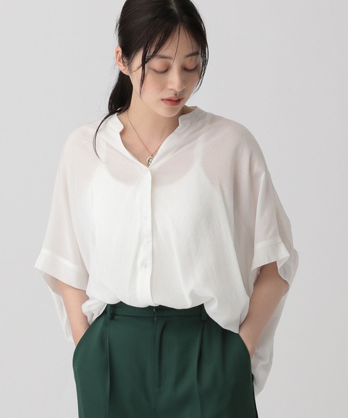 saloon(サルーン)の「SALOON(サルーン)/ノーカラーギャザー5分袖ブラウス【洗濯機洗い可】(シャツ/ブラウス・レディース・グレー系/グリーン系/ネイビー/オフホワイト・FREE)」の17枚目の写真