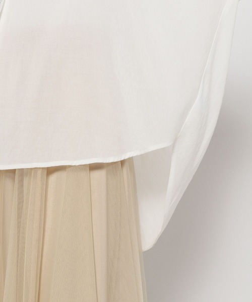 saloon(サルーン)の「SALOON(サルーン)/ノーカラーギャザー5分袖ブラウス【洗濯機洗い可】(シャツ/ブラウス・レディース・グレー系/グリーン系/ネイビー/オフホワイト・FREE)」の16枚目の写真