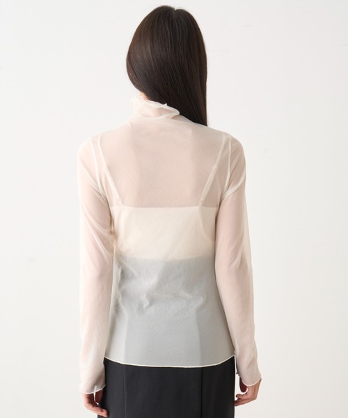 SNIDEL（スナイデル）の「トリコットシアートップス（Tシャツ/カットソー・レディース・オフホワイト/ブラック/ベージュ・FREE）」の9枚目の写真