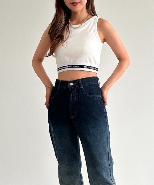 apres jour mignon（アプレジュールミニョン）の「カップ付きロゴクロップドタンクトップ【ZOZOTOWN限定アイテム】（タンクトップ・レディース・オフホワイト/ブラック・フリー/X-LARGE）」の6枚目の写真