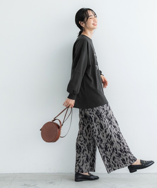 coca(coca)(コカ)の「OEミニ裏毛プリントスウェット(スウェット・レディース・アイボリー/チャコール・M/L)」の6枚目の写真