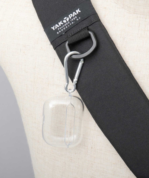 YAKPAK（ヤックパック）の「撥水 ポリエステル ワンショルダー ビッグ ボディバッグ（ボディバッグ/ウエストポーチ・メンズ・ブラック・FREE）」の19枚目の写真