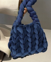 【手持ち・肩掛けの2タイプから選べる】ふんわりチャンキーニットマンドゥバッグ
