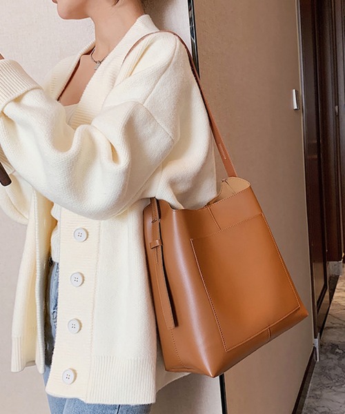 TONE SELECT GOODS（トーンセレクトグッズ）の「urbanfemine./PUショルダーバッグ U7127（ショルダーバッグ・レディース・ダークブラウン/ブラウン/ベージュ/ブラック・FREE）」の3枚目の写真