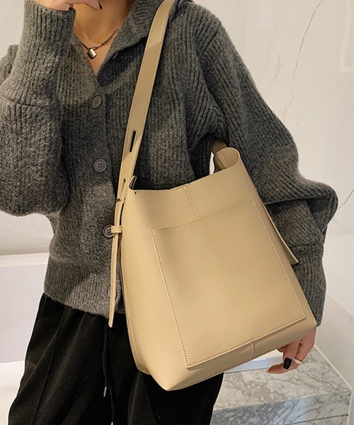 TONE SELECT GOODS（トーンセレクトグッズ）の「urbanfemine./PUショルダーバッグ U7127（ショルダーバッグ・レディース・ダークブラウン/ブラウン/ベージュ/ブラック・FREE）」の12枚目の写真