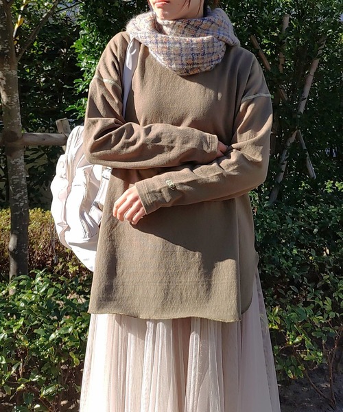 Q(キュー)の「ヘビーウェイトロンT(Tシャツ/カットソー・レディース・ホワイト/ブラック/ライトグレー/ベージュ/オリーブ・MEDIUM)」の22枚目の写真