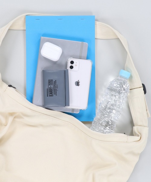 SPINNS（スピンズ）の「コットンコードショルダーバッグ（ショルダーバッグ・メンズ・ブラウン/オフホワイト/ブラック・ONESIZE）」の14枚目の写真