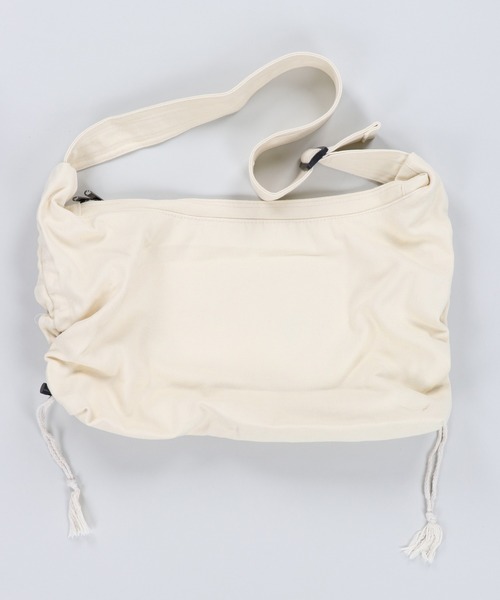 SPINNS（スピンズ）の「コットンコードショルダーバッグ（ショルダーバッグ・メンズ・ブラウン/オフホワイト/ブラック・ONESIZE）」の12枚目の写真