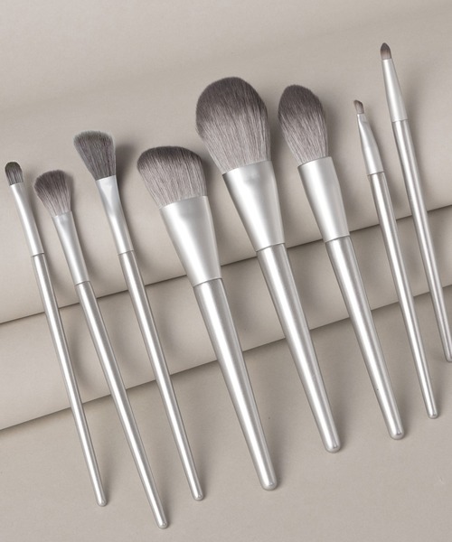 Dior メイクブラシセット 9本 ディオール / トラベル ブラシ セットの公式商品情報｜美容