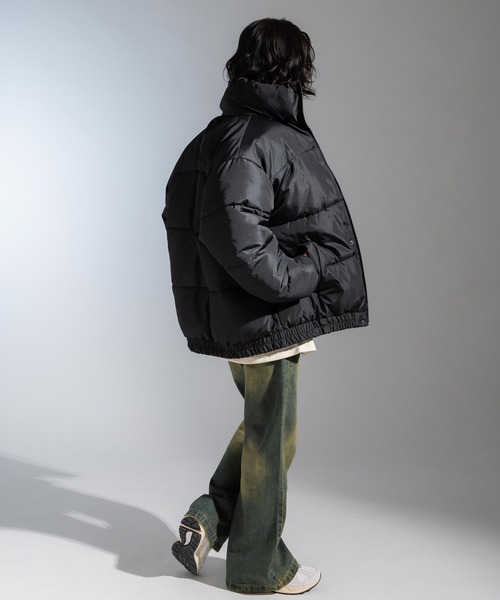 Ressaca（レサーカ）の「スタンドカラーファイバーダウンブルゾン ボリューム中綿ジャケット オーバーサイズ（ダウンジャケット/コート・メンズ・グレー/チャコールグレー/ブラック/ネイビー/ブルー/オフホワイト/ベージュ・L/M/XL）」の12枚目の写真