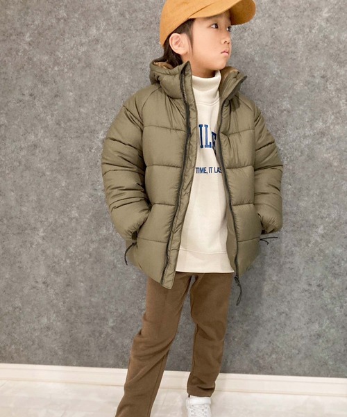 THE CASUAL（カジュアル）の「フーデッド　フェイクダウン　マウンテンジャケット（ダウンジャケット/コート・キッズ・チャコール/カーキ/ベージュ/ブラック・140cm/150cm/160cm/130cm/120cm/110cm）」の4枚目の写真