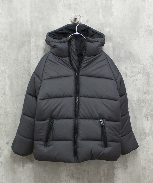 THE CASUAL（カジュアル）の「フーデッド　フェイクダウン　マウンテンジャケット（ダウンジャケット/コート・キッズ・チャコール/カーキ/ベージュ/ブラック・140cm/150cm/160cm/130cm/120cm/110cm）」の14枚目の写真