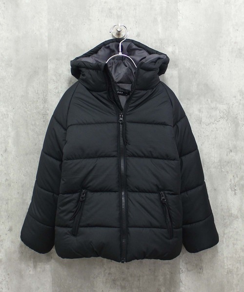 THE CASUAL（カジュアル）の「フーデッド　フェイクダウン　マウンテンジャケット（ダウンジャケット/コート・キッズ・チャコール/カーキ/ベージュ/ブラック・140cm/150cm/160cm/130cm/120cm/110cm）」の5枚目の写真