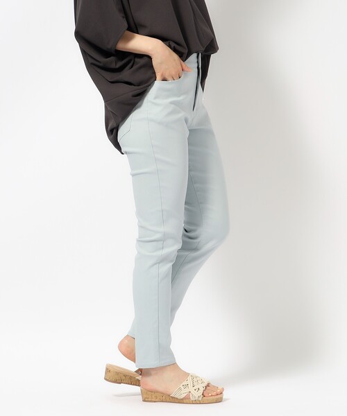 SHOO・LA・RUE（シューラルー）の「【SS-3L/無理せずスリム】 ぐんぐん伸びる ハイパースキニーパンツ（その他パンツ・レディース・ライトブルー/カーキ/ベージュ/ブラック・10/01/02/03/04/05）」の10枚目の写真