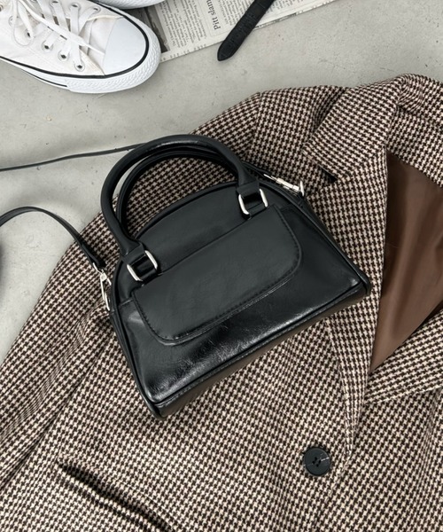 CLEA（クレア）の「エナメル外ポケット付きミニボストンバッグ（ボストンバッグ・レディース・アイボリー/シルバー/ベージュ/ブラック・FREE）」の22枚目の写真