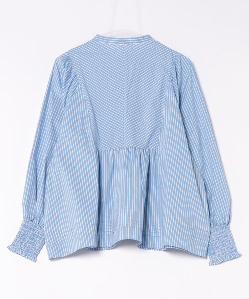 apartment department（アパートメントデパートメント）の「ブザム切り替え ボリュームスリーブブラウス（シャツ/ブラウス・レディース・オフホワイト/ブルー・M）」の5枚目の写真