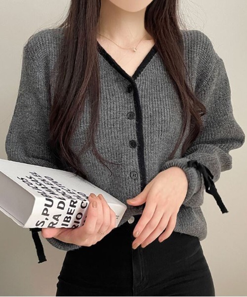 by muni:r（バイ ムニール）の「バイカラーリボンカーディガン（カーディガン/ボレロ・レディース・グレー/ブラウン/アイボリー・FREE）」の12枚目の写真