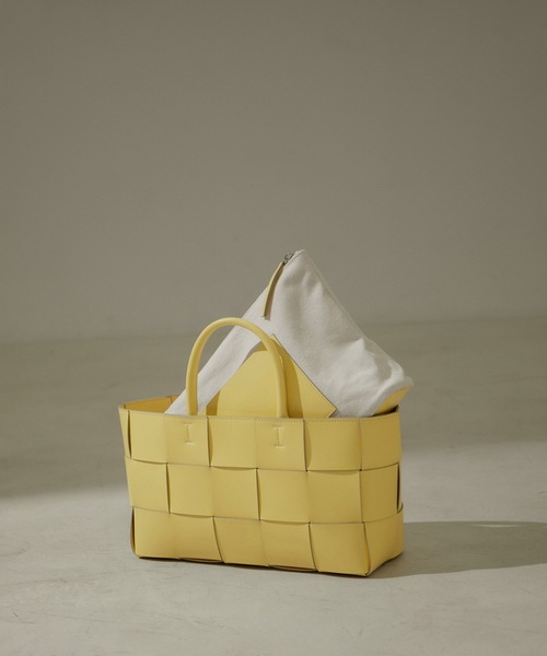 SALON adam et rope'（サロン アダム エ ロペ）の「イントレチャートトートバッグ（トートバッグ・レディース・イエロー/ブラック/ホワイト系その他・FREE）」の6枚目の写真