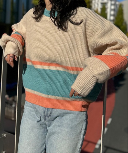 mi via loca（ミヴィアロカ）の「ボリュームスリーブ バイカラー畦ニットプルオーバー（ニット/セーター・レディース・オフホワイト/チャコールグレー/グリーン・FREE）」の20枚目の写真
