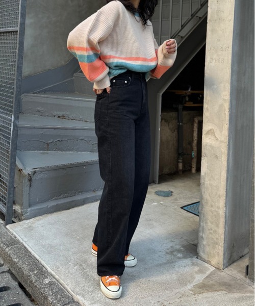 mi via loca（ミヴィアロカ）の「ボリュームスリーブ バイカラー畦ニットプルオーバー（ニット/セーター・レディース・オフホワイト/チャコールグレー/グリーン・FREE）」の15枚目の写真