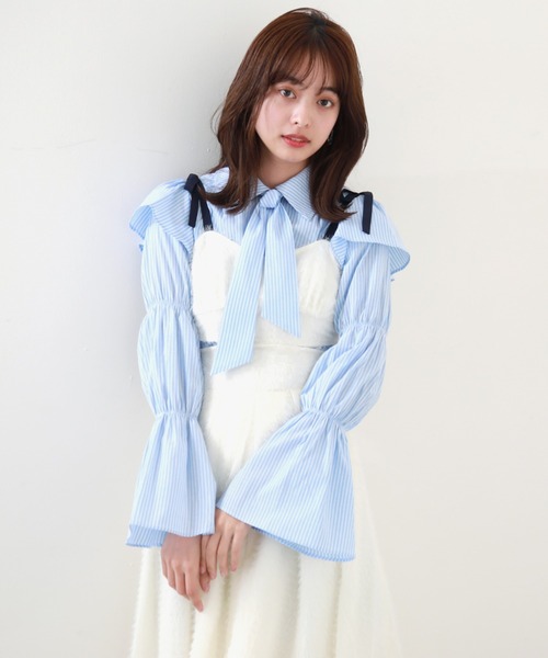 Cheek（チーク）の「キャンディースリーブ袖シャーリングシャツ（シャツ/ブラウス・レディース・カーキ/サックスブルー/オフホワイト・MEDIUM）」の13枚目の写真