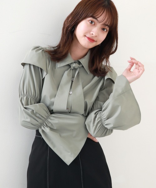 Cheek（チーク）の「キャンディースリーブ袖シャーリングシャツ（シャツ/ブラウス・レディース・カーキ/サックスブルー/オフホワイト・MEDIUM）」の10枚目の写真