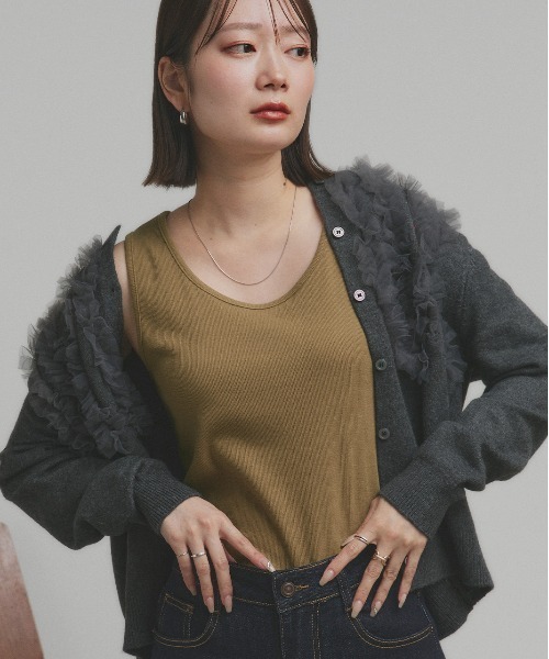 ad thie（アドティエ）の「ベーシック クルーネックタンクトップ（タンクトップ・レディース・グリーン/ライトグリーン/ピンク/パープル/グレー/オフホワイト/アイボリー/ブラック/ライトブルー/ミント/チャコール/ブラウン/カーキ・MEDIUM/LARGE/LL）」の7枚目の写真