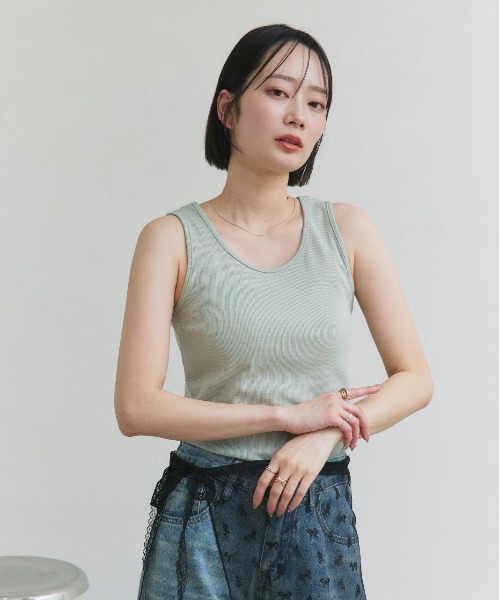 ad thie(アドティエ)の「ベーシック クルーネックタンクトップ(タンクトップ・レディース・グリーン/ライトグリーン/ピンク/パープル/グレー/オフホワイト/アイボリー/ブラック/ライトブルー/ミント/チャコール/ブラウン/カーキ/ホワイト系・MEDIUM/LARGE/LL)」の20枚目の写真