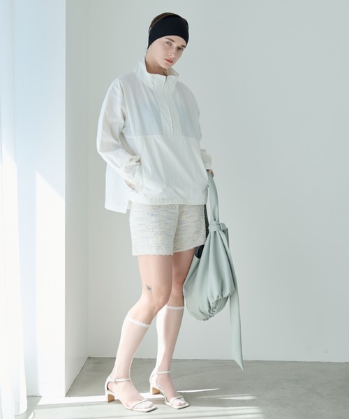 Aunt Marie's(アントマリーズ)の「スタンドカラーハーフジップアノラック(パーカー・レディース・ホワイト/ブラック・FREE)」の13枚目の写真