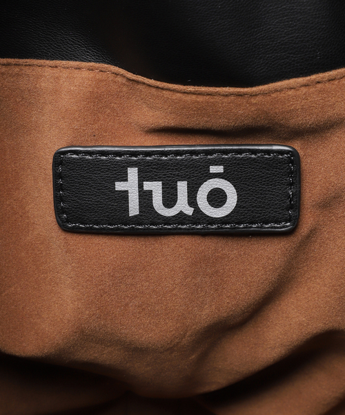 U by SPICK&SPAN(ユーバイスピックアンドスパン)の「【Tuo/トゥオ】 Drawstrin Faux Leather Bag(ショルダーバッグ・レディース・ブラック/ベージュ・FREE)」の18枚目の写真