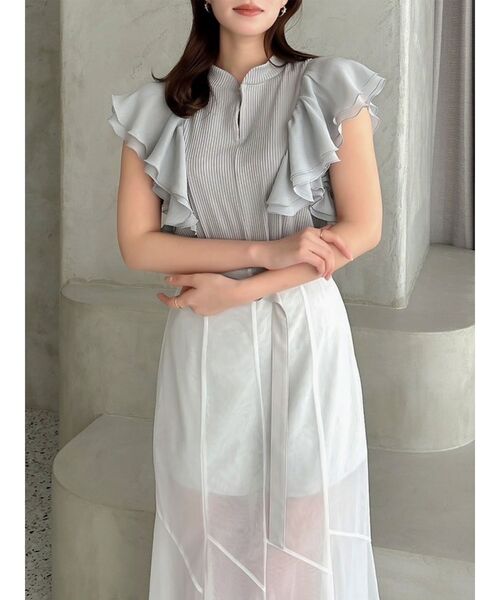 dazzlin（ダズリン）の「フロントホックフリルトップス（Tシャツ/カットソー・レディース・オフホワイト/グレー/ベージュ/ブラック・FREE）」の12枚目の写真