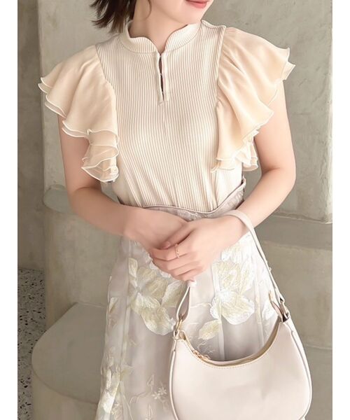フロント　フリル　トップス dazzlin（ダズリン）の「フロントホックフリルトップス（Tシャツ